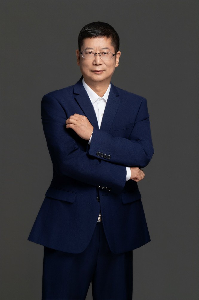 张福荣