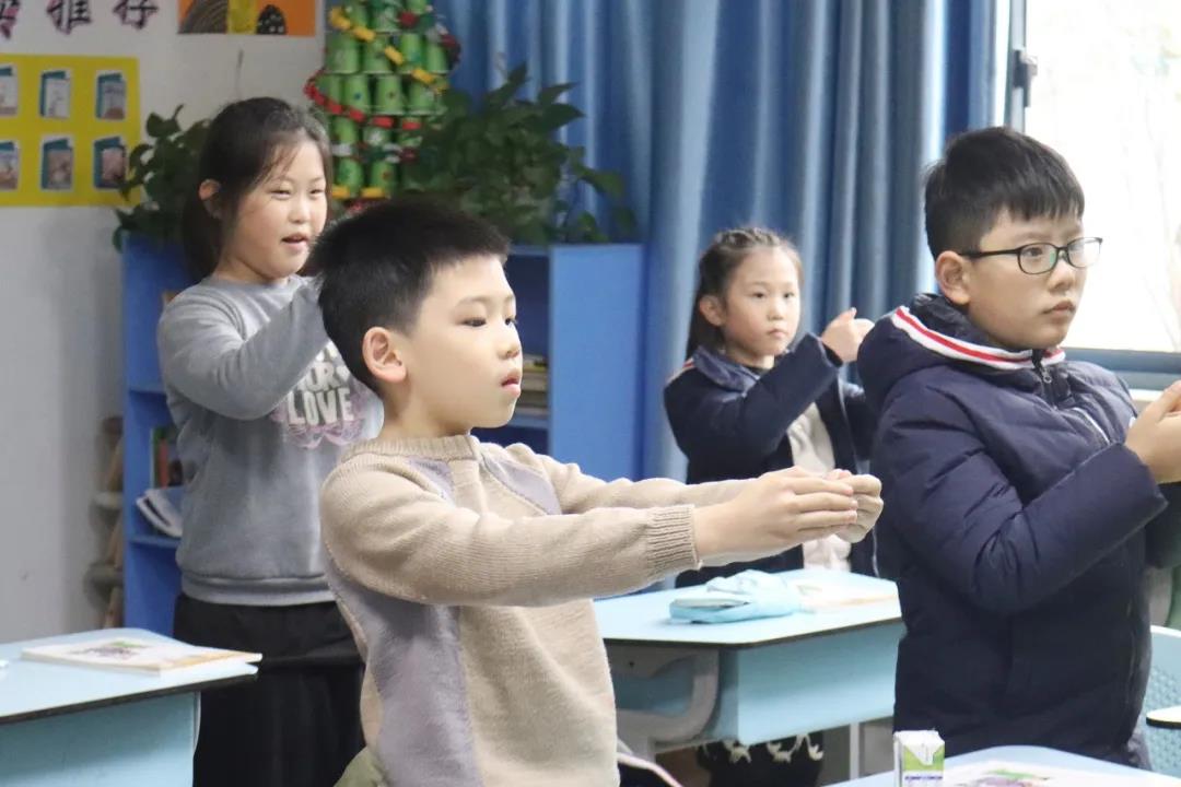 一堂有意义的国学课丨传统文化在力迈，经典国学进课堂!